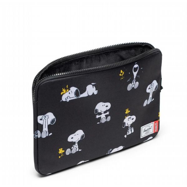 Peanuts® Herschel Anchor 14 Inch Sleeve Snoopy and Woodstock Black